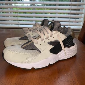 Men’s Huarache sneaker